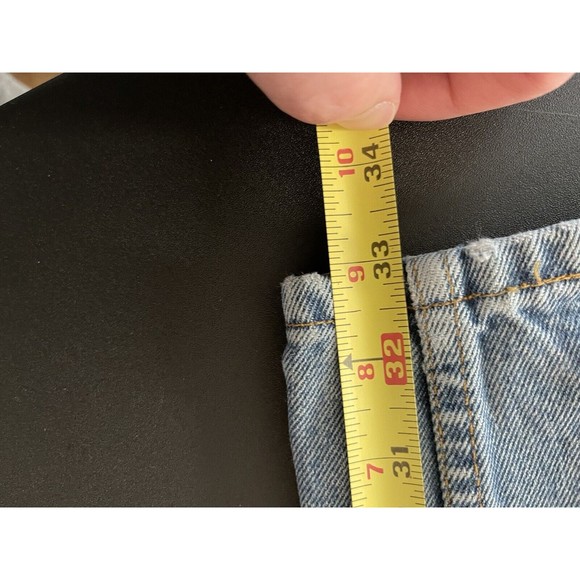 Vintage Levis 560 Men 38 x 34 Comfort Fit Jeans Medium Wash Denim Tapered Leg - Picture 8 of 8